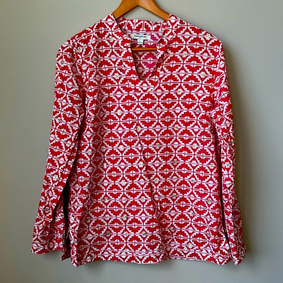 Banana Republic Tops - BANANA REPUBLIC red and white tunic with silver sequence size L